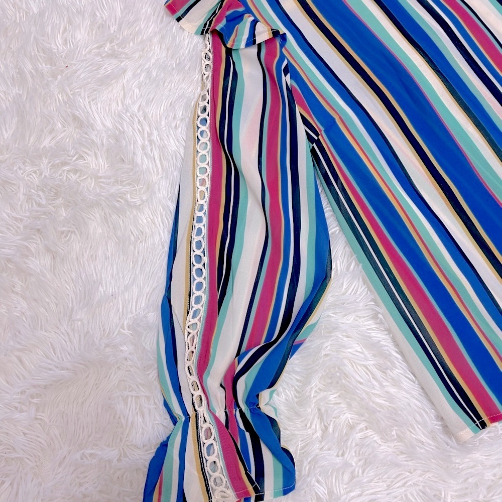 NWT. Flying Tomato Striped Blouse Size Medium - Picture 4 of 8